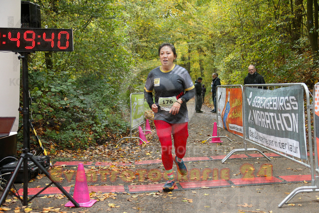251026_1351_EX1_4011 | Sportfotografie im Rhein-Sieg Kreis, Köln, Bonn, NRW, Rheinland Pfalz, Hessen, etc. Unser Tätigkeitsfeld umfasst den Laufsport vom Volkslauf über den Marathon, Duathlon, Triathon bis zum Ultralauf wie Kölnpfad Ultra oder Schindertrail.