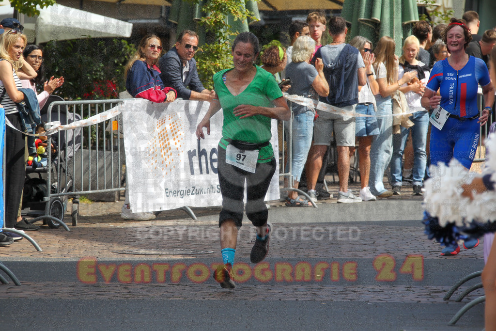 250824_1259_EV4_9747 | Sportfotografie im Rhein-Sieg Kreis, Köln, Bonn, NRW, Rheinland Pfalz, Hessen, etc. Unser Tätigkeitsfeld umfasst den Laufsport vom Volkslauf über den Marathon, Duathlon, Triathon bis zum Ultralauf wie Kölnpfad Ultra oder Schindertrail.