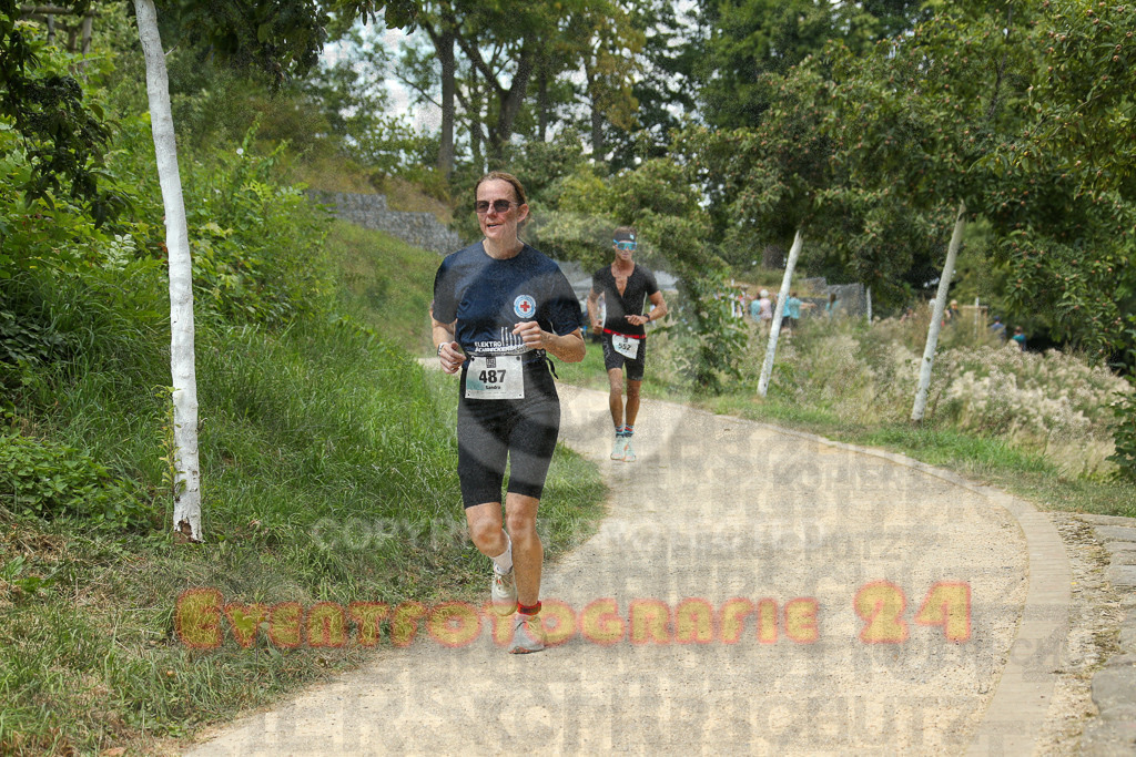 250824_1415_EX1_5526 | Sportfotografie im Rhein-Sieg Kreis, Köln, Bonn, NRW, Rheinland Pfalz, Hessen, etc. Unser Tätigkeitsfeld umfasst den Laufsport vom Volkslauf über den Marathon, Duathlon, Triathon bis zum Ultralauf wie Kölnpfad Ultra oder Schindertrail.