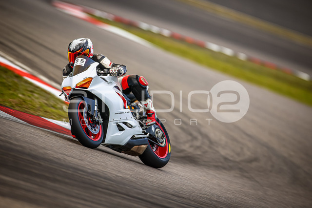 0955-250723NR-003_955 | Deine Full-Service-Agentur für ✔️Videoproduktionen und ✔️Motorsportfotografie Jetzt Angebot anfragen!