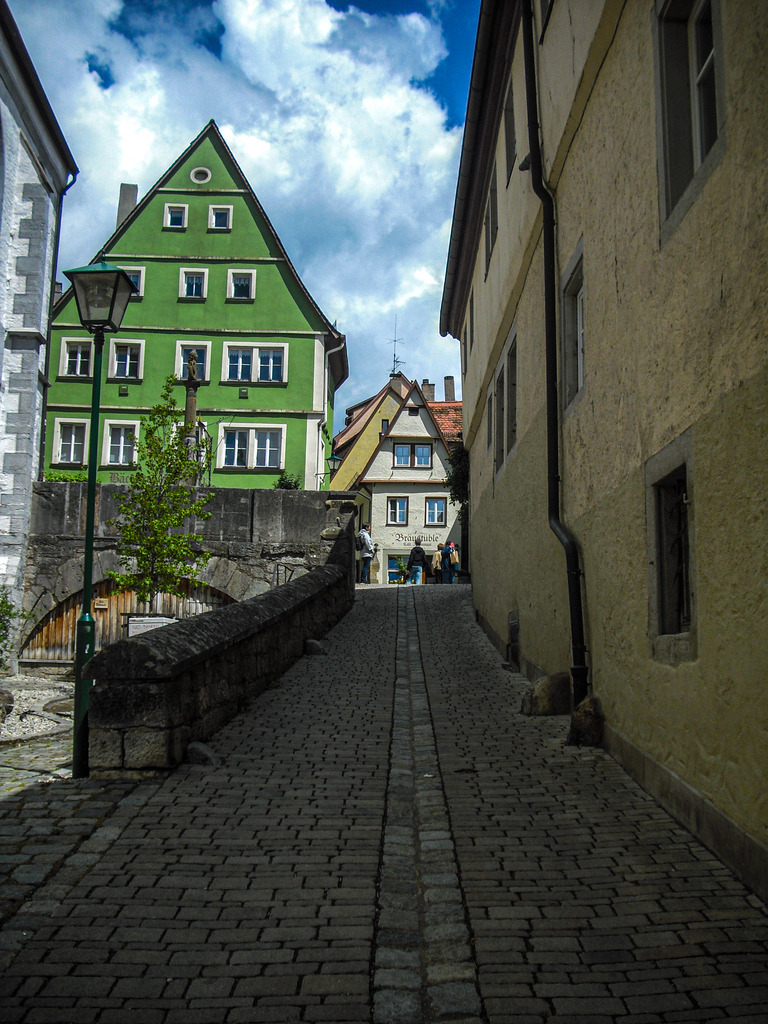 CIMG5434 | Rothenburg ob der Tauber. Nur hier gibt es Exklusive und passend zur Jahreszeit Ihr Wandbild, T-Shirt, Tasse und alles was das Rothenburg Herz begehrt. - Realisiert mit Pictrs.com