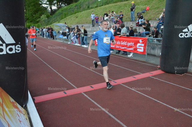 19-32-35_ | Meisterchip Fotoshop - Realisiert mit Pictrs.com