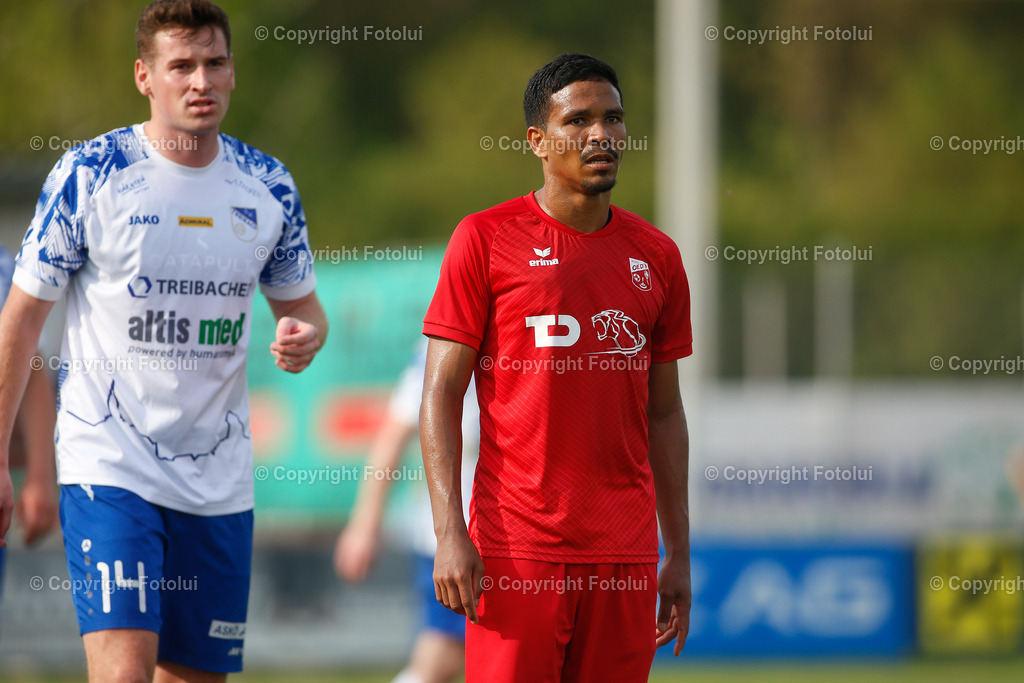 A_LUI_010924_29 | SPORT FUSSBALL REGIONALLIGA MITTE 01.09.2024 ASKOE OEDT-SK TREIBACH IM BILD :VALDIR HENRIQUE (OEDT) UND HANNO WACHERING (TREIBACH) FOTO:FOTOLUI 