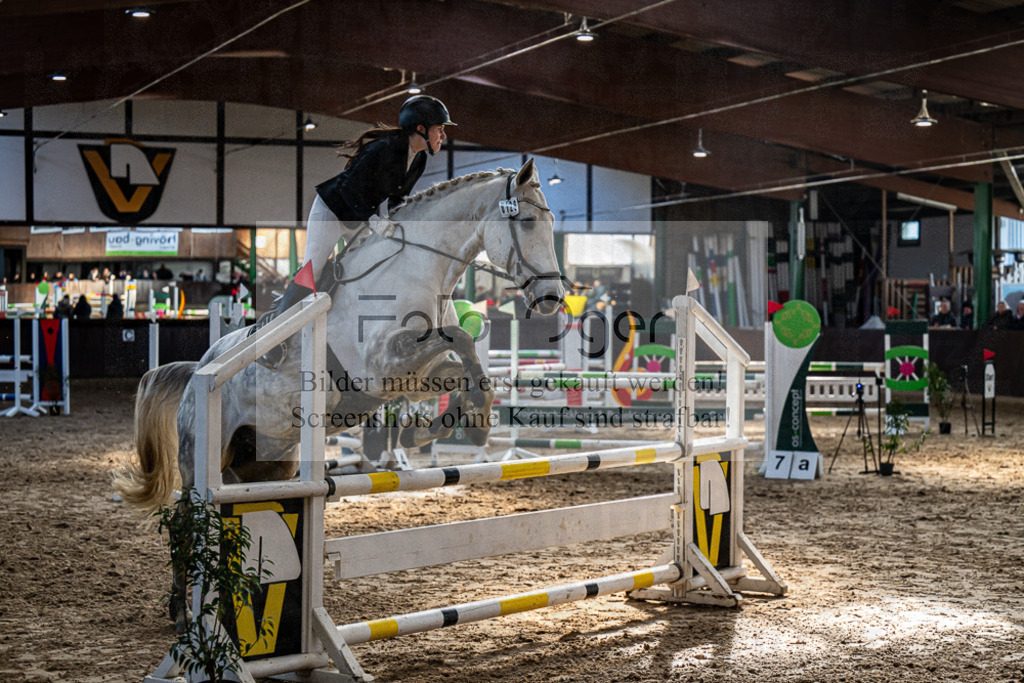 20240309-DOS_7215 | Entdecke hochwertige Reitturnierfotos von Foto Oger. Professionell, emotional und authentisch – jetzt Lieblingsmomente im Shop bestellen.Deutschlandweite Turnierfotografie. - Realisiert mit Pictrs.com