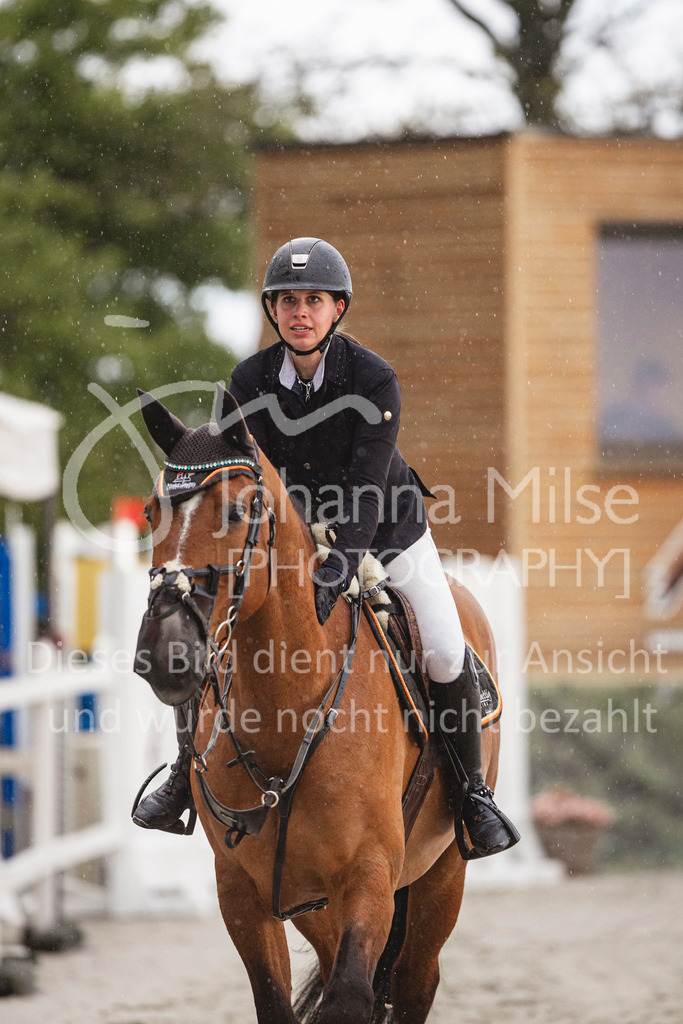 240424_Lemwerder_Stil-M-183 | Deine schönsten Turniermomente als professionelle Fotos! Entdecke hochwertige Pferdesport-Fotografie im Online-Shop. Jetzt Fotos finden & bestellen!