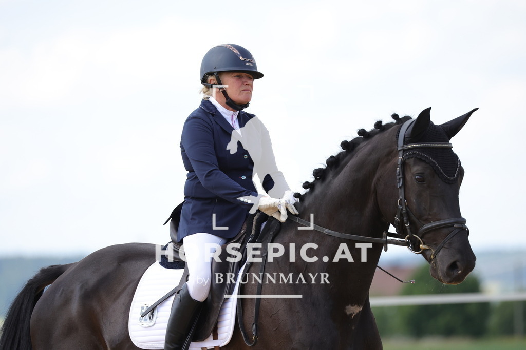 0P6A9070 | Willkommen bei Brunnmayr - Design & Fotografie – Ihrem Spezialisten für Reitturniere und Pferdeveranstaltungen in Oberösterreich, Salzburg und Bayern! Seit über 17 Jahren sind wir leidenschaftlich dabei.