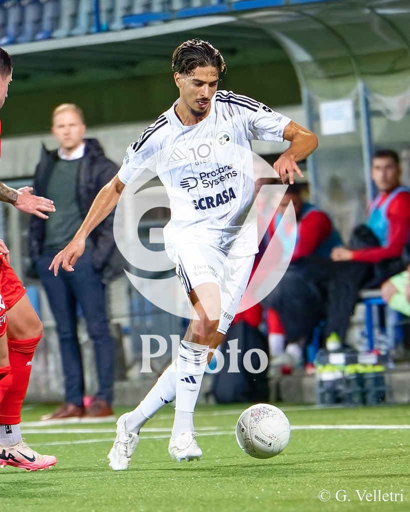 Challenge League - Etoile Carouge FC v FC Vaduz | Nassim Zoukit (14 Etoile Carouge FC) in action during the Challenge League game between Etoile Carouge FC and FC Vaduz at Stade de la Fontenette in Carouge, Switzerland