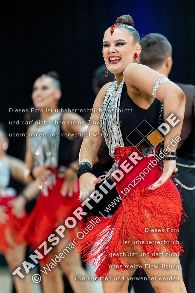 20240120-03360 | Hier finden Sie Tanz Bilder vom Latein und Standard Formationen tanzen. Sportbilder vom Tanzsport. Schöne Fotos und von Weltmeisterschaft, Europameisterschaft, Bundesliga, Regionalliga, Oberliga und Landesliga sowie von GOC Stuttgart, DanceComp, WM Bremen