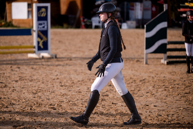2026_10_03_Siefer-Hof_161753_Z81_93983464 | Professionelle Reitsport-, Turnier- und Eventfotografie von Robert Broda. Galerien mit ausgewählten und bearbeiteten Bildern direkt online ansehen und bestellen.