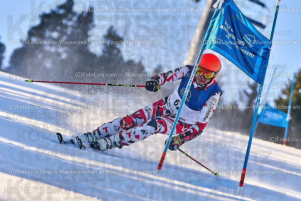 _ALP3037_FIS-Masters-GS-II_Glungezer_Weissbacher Peter | FIS-MASTERS-WorldCup am Glungezer, GiantSlalom-II, So 18. Jänner 2026.