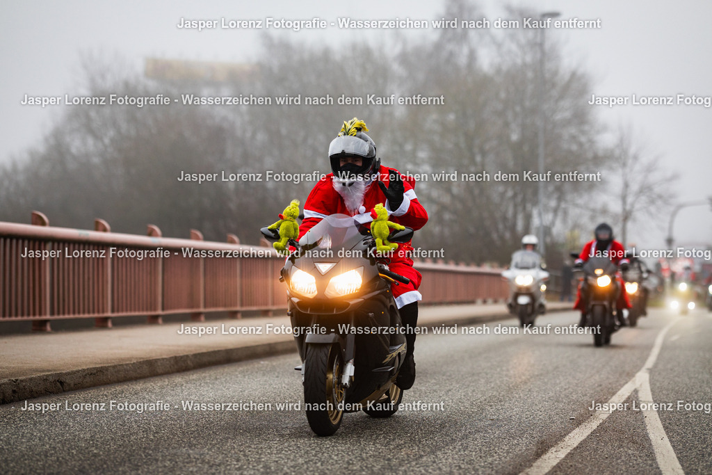 X-Mas Ride I Kiel I 2025 | Jasper Lorenz Fotografie - Realisiert mit Pictrs.com