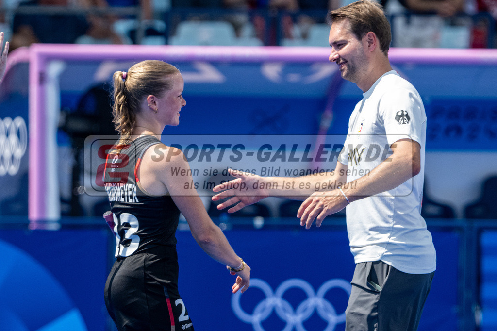Aka Danas - Frankreich 5-1 31.07.24 SG-3347 | Hockey,Sport,Fieldhockey,1.Bundesliga,2.Bundesliga,Sportfotografie,Shop,Sportphotography,Feldhockey,Hockeyliga