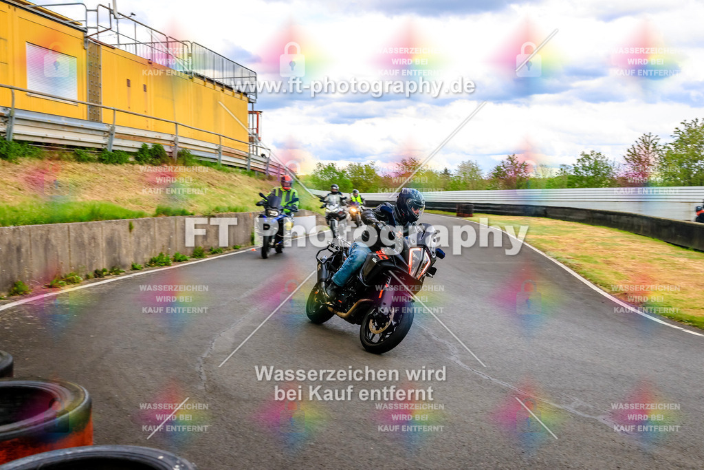 _OTO4040 | Hier findet Ihr Bilder von Touristenfahrten auf der Nürburgring Nordschleife oder von anderen Veranstaltungen die ich besucht habe. Viel Spass beim Durch Schauen 