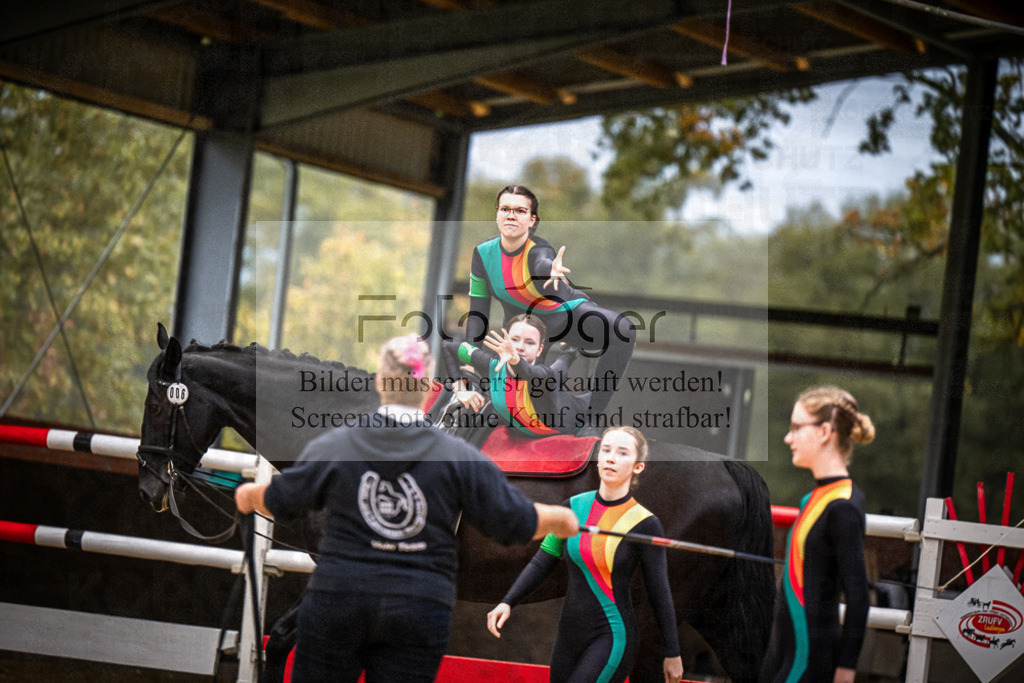 DOS_0189 | Entdecke hochwertige Reitturnierfotos von Foto Oger. Professionell, emotional und authentisch – jetzt Lieblingsmomente im Shop bestellen.Deutschlandweite Turnierfotografie. - Realisiert mit Pictrs.com