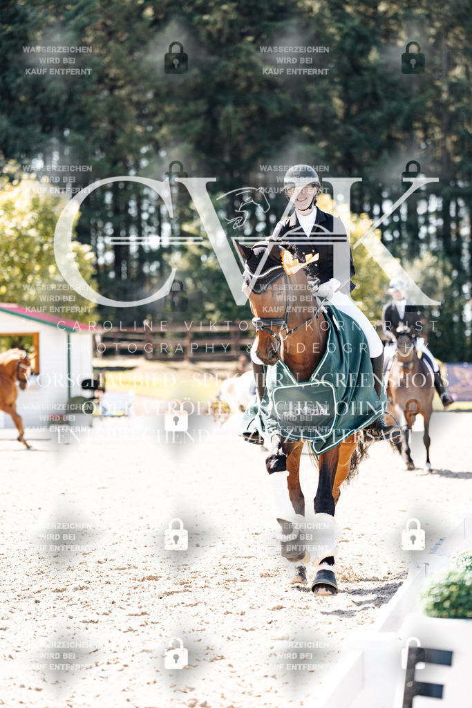 CK904264 | Turnierfotografie Pferdefotografie Trier Rheinland-Pfalz Pferdesport Reitsport Tierfotografie Sportfotografie Pferdevideo Pferdevideografie Equestrianvideography equestrianphotography  - Realisiert mit Pictrs.com