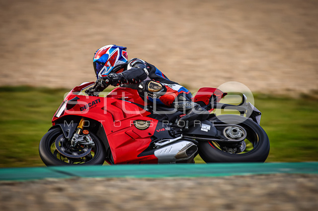 0002-240924_MO-006_2 | Deine Full-Service-Agentur für ✔️Videoproduktionen und ✔️Motorsportfotografie Jetzt Angebot anfragen!
