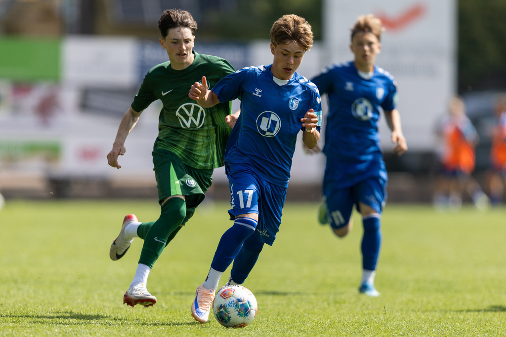 Fußball I Männer I 40. Pfingscup Hollage I 13030 | realhellocedii - Realisiert mit Pictrs.com