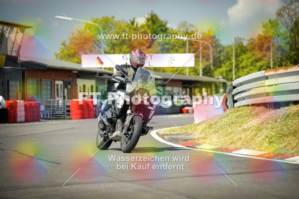 OBK_Mai_Justin_Uwe-10733 | Hier findet Ihr Bilder von Touristenfahrten auf der Nürburgring Nordschleife oder von anderen Veranstaltungen die ich besucht habe. Viel Spass beim Durch Schauen 