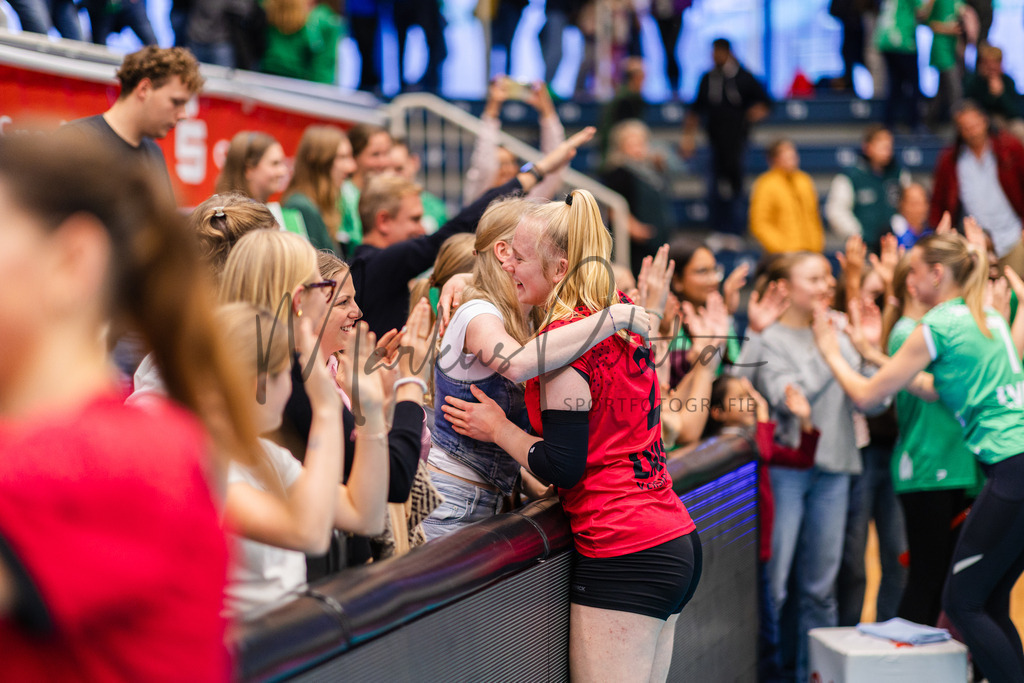 Volleyball, 1. Bundesliga Frauen, Hauptrunde, 1. Spieltag, Saison 2025/2026: USC Münster - SSC Palmberg Schwerin | 1. Bundesliga Frauen, Hauptrunde, 1. Spieltag, Saison 2025/2026, USC Münster empfängt SSC Palmberg Schwerin in der Sporthalle Berg Fidel in Münster. Foto: sportfotografie.ms | Markus Paletta - Realisiert mit Pictrs.com