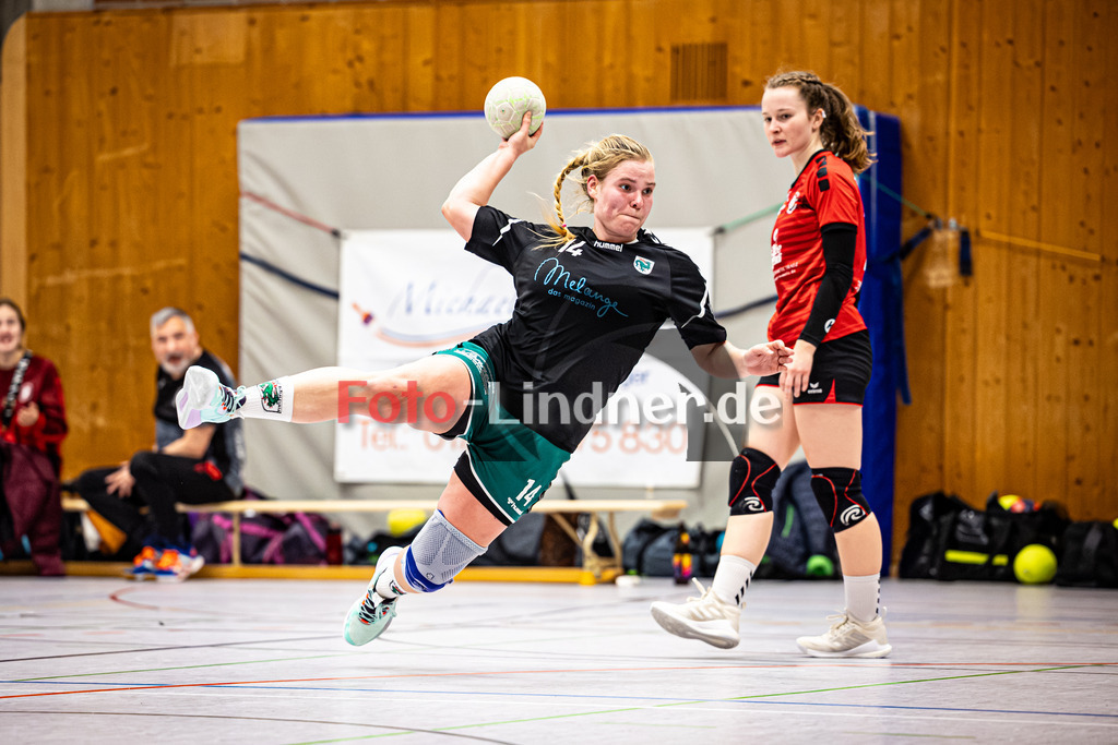 TSV Weilheim gegen TSV Murnau | Handball Bezirksoberliga Frauen Alpenvorland 2024/25, TSV Weilheim gegen TSV Murnau, 20250330,Antonia HIBLER (TSV Murnau 14) in Aktion, Wurf,2025-03-30 in Weilheim (Weilheim, Am Hardt), Antonia HIBLER (TSV Murnau 14)Copyright: WolfgangxLindner www.foto-lindner.de