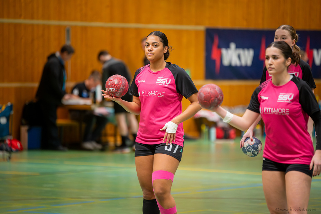 DSC_5437 | "Fussifoto.com – Ihr Ansprechpartner für hochwertige Fotografie! Entdecken Sie kreative Bilder und professionelle Dienstleistungen. Kontaktieren Sie uns für Ihre Projekte!"