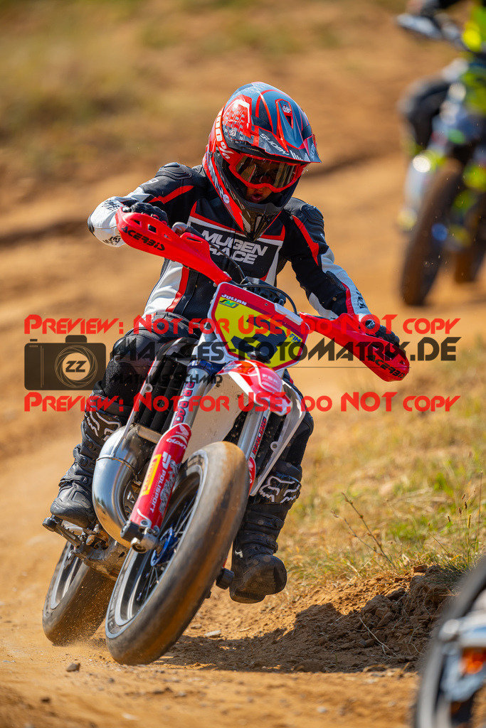 MaZZes-Fotomatrix-20260815-605128 | ROOKIES