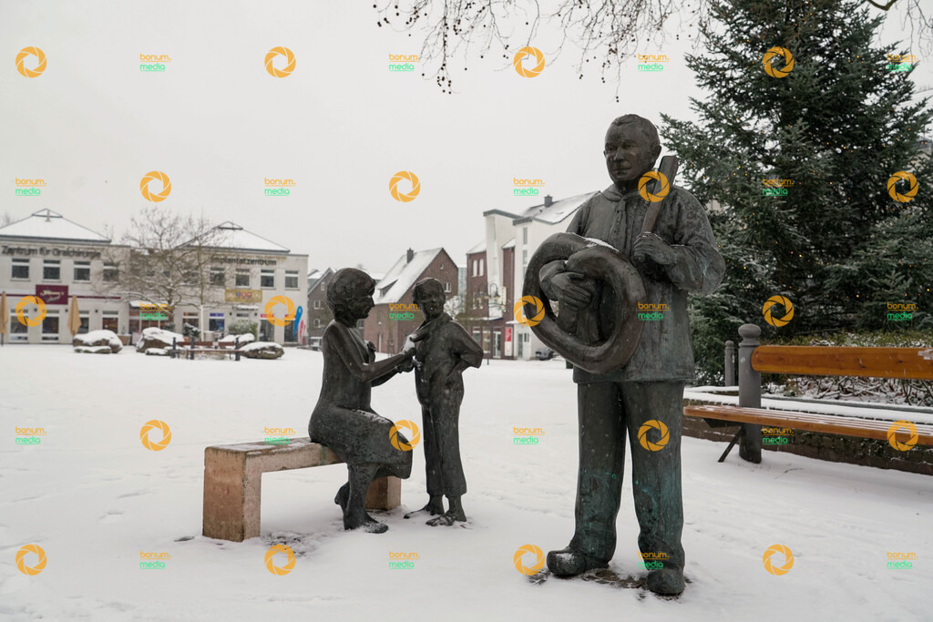 Schnee in Kirchhellen 2026 - Stock Bilder | bonum - Realisiert mit Pictrs.com