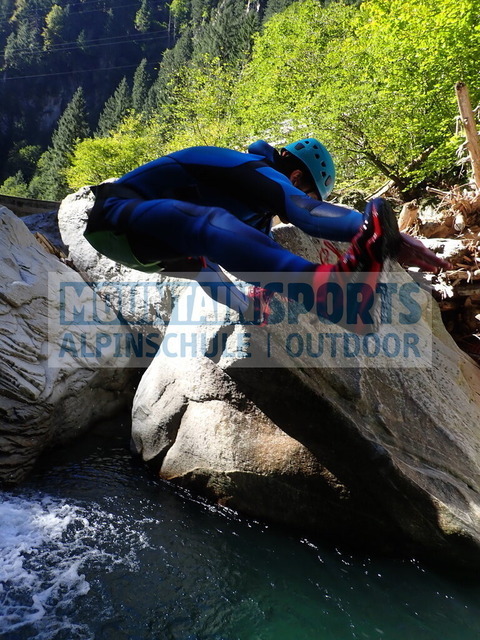 P9230035 | Bestelle die Bilder deines Berg- oder Wasser-Abenteuers mit Mountain Sports bequem von zu Hause aus direkt über unseren Online Fotoshop von pictrs.com. - Realisiert mit Pictrs.com