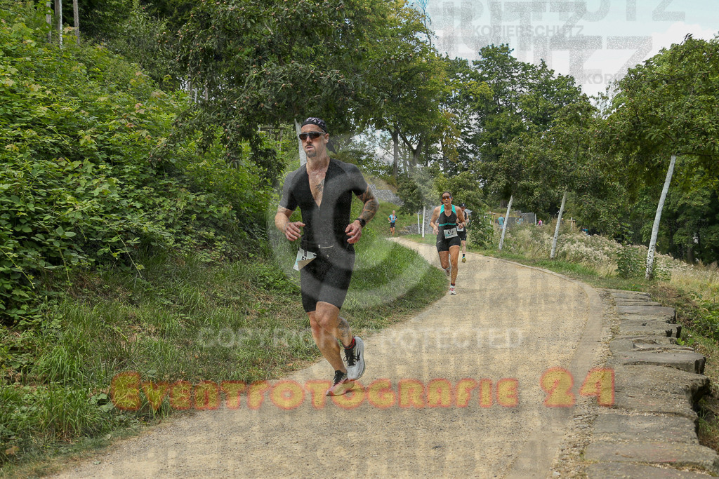 250824_1417_EX1_5707 | Sportfotografie im Rhein-Sieg Kreis, Köln, Bonn, NRW, Rheinland Pfalz, Hessen, etc. Unser Tätigkeitsfeld umfasst den Laufsport vom Volkslauf über den Marathon, Duathlon, Triathon bis zum Ultralauf wie Kölnpfad Ultra oder Schindertrail.