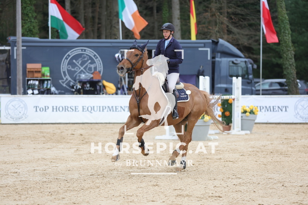 0P6A3853 | Willkommen bei Brunnmayr - Design & Fotografie – Ihrem Spezialisten für Reitturniere und Pferdeveranstaltungen in Oberösterreich, Salzburg und Bayern! Seit über 17 Jahren sind wir leidenschaftlich dabei.