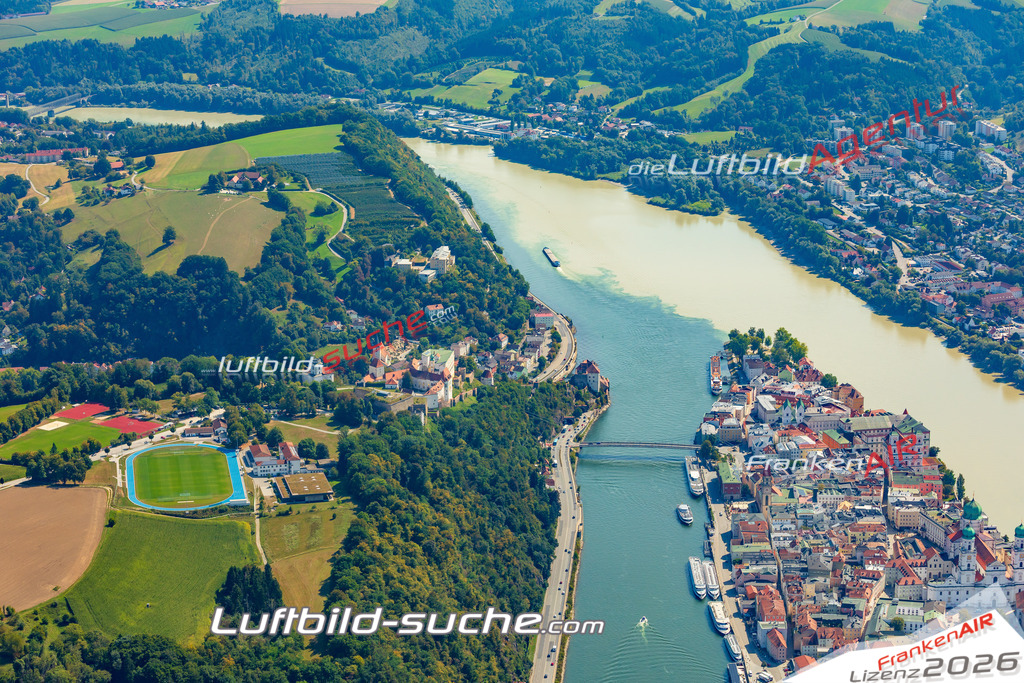 Luftaufnahme von Passau - Die Luftaufnahme wurde 2025 vom UL-Flugzeug heraus erstellt ( keine Drohne ) - Hochauflösende Luftaufnahme - für professionelle Ausdrucke geeignet. Die Geschenkidee !Mit Lizenz und Bildrechte bestellbar