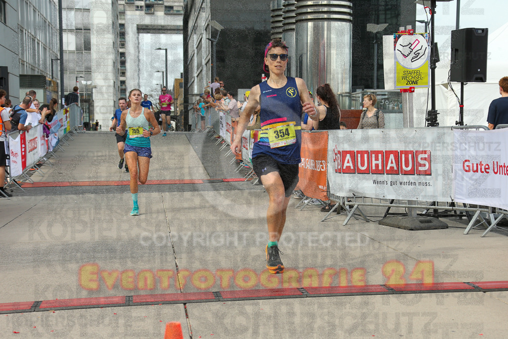 250920_1515_EX1_8653 | Sportfotografie im Rhein-Sieg Kreis, Köln, Bonn, NRW, Rheinland Pfalz, Hessen, etc. Unser Tätigkeitsfeld umfasst den Laufsport vom Volkslauf über den Marathon, Duathlon, Triathon bis zum Ultralauf wie Kölnpfad Ultra oder Schindertrail.