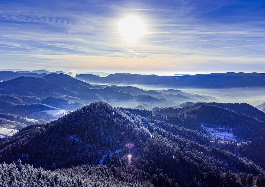 MPI_Winter_0003 | Einverträumter Blick über das Hintere Renchtal oberhalb vom Lierbach - Realisiert mit Pictrs.com