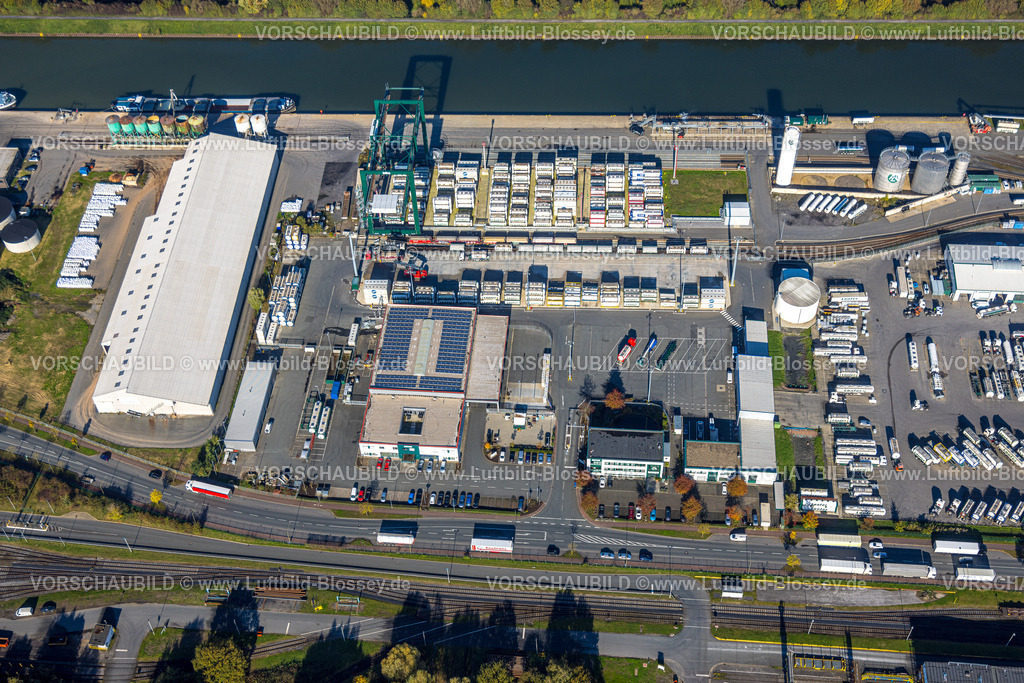Hamm241015478 | Luftbild, Hammer Hafen am Datteln-Hamm-Kanal, Firma Lanfer Logistik, Maxi Terminal, Hafenstraße, Verladung von Flüssigkeits Containern, Hamm, Ruhrgebiet, Nordrhein-Westfalen, Deutschland