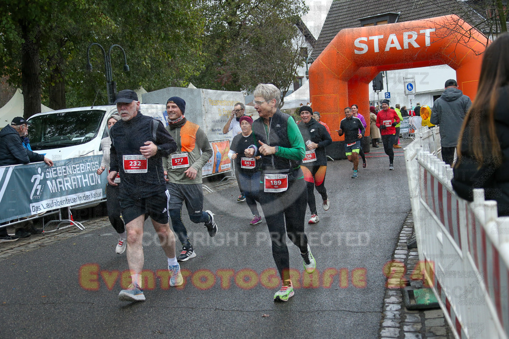 251130_1146_EX1_8748 | Sportfotografie im Rhein-Sieg Kreis, Köln, Bonn, NRW, Rheinland Pfalz, Hessen, etc. Unser Tätigkeitsfeld umfasst den Laufsport vom Volkslauf über den Marathon, Duathlon, Triathon bis zum Ultralauf wie Kölnpfad Ultra oder Schindertrail.