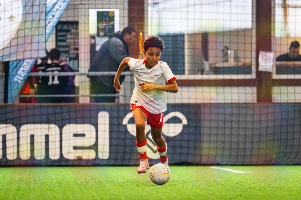 _BLR8997 | Professionelle Fußball- und Sportfotografie. Spielbilder online ansehen und kaufen – Einzelbilder oder komplette Galerien in hoher Qualität. - Realisiert mit Pictrs.com