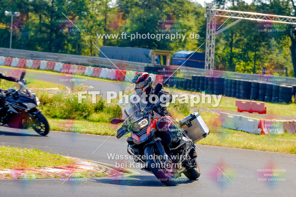 _MOT9144 | Hier findet Ihr Bilder von Touristenfahrten auf der Nürburgring Nordschleife oder von anderen Veranstaltungen die ich besucht habe. Viel Spass beim Durch Schauen 