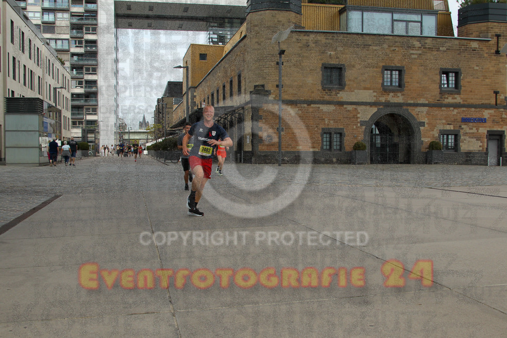 250920_1322_EV4_5325 | Sportfotografie im Rhein-Sieg Kreis, Köln, Bonn, NRW, Rheinland Pfalz, Hessen, etc. Unser Tätigkeitsfeld umfasst den Laufsport vom Volkslauf über den Marathon, Duathlon, Triathon bis zum Ultralauf wie Kölnpfad Ultra oder Schindertrail.
