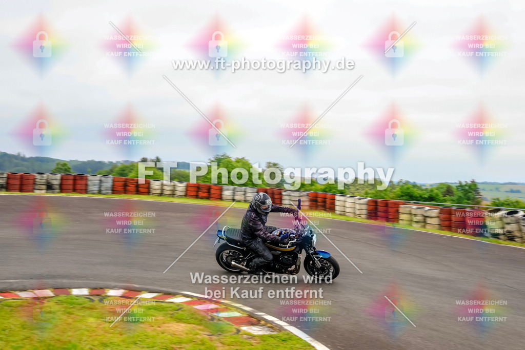 OBK-5744 | Hier findet Ihr Bilder von Touristenfahrten auf der Nürburgring Nordschleife oder von anderen Veranstaltungen die ich besucht habe. Viel Spass beim Durch Schauen 