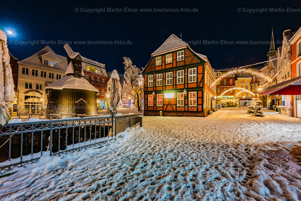 Stade Fischmarkt Altstadt Winter Schnee_ELS_2451030126 | Fotos aus den Touristenorten aus Norddeutschland. - Realisiert mit Pictrs.com