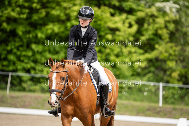 Bad_Meinberg_04150 | saradresslerfotografie - Realisiert mit Pictrs.com