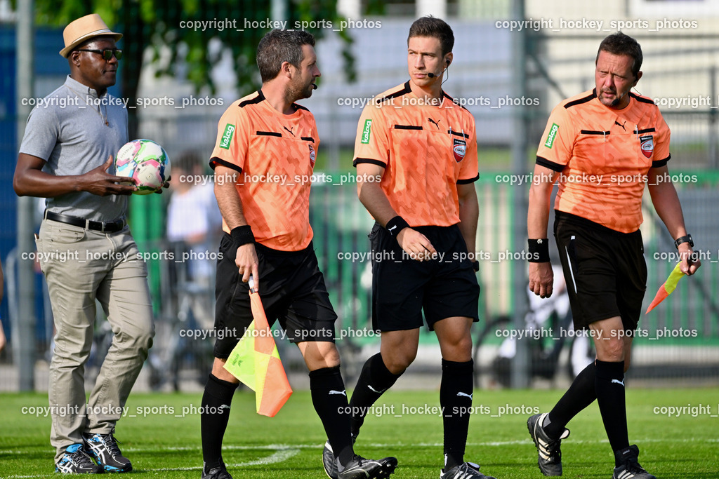 SAK vs. SK Treibach | Pfarrprovisor Dr. Charles Mubiru, Roman Weger Referee, Patrick Treffer Referee, Martin Leitgeb Referee, SAK vs. SK Treibach, SAK vs. SK Treibach am 29.05.2024 in Klagenfurt (Sportpark Welzenegg), Austria, (Photo by Bernd Stefan)