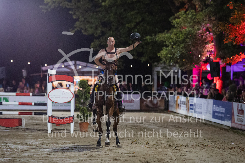 230827_Delbrueck_Kostuem-816 | Deine schönsten Turniermomente als professionelle Fotos! Entdecke hochwertige Pferdesport-Fotografie im Online-Shop. Jetzt Fotos finden & bestellen!