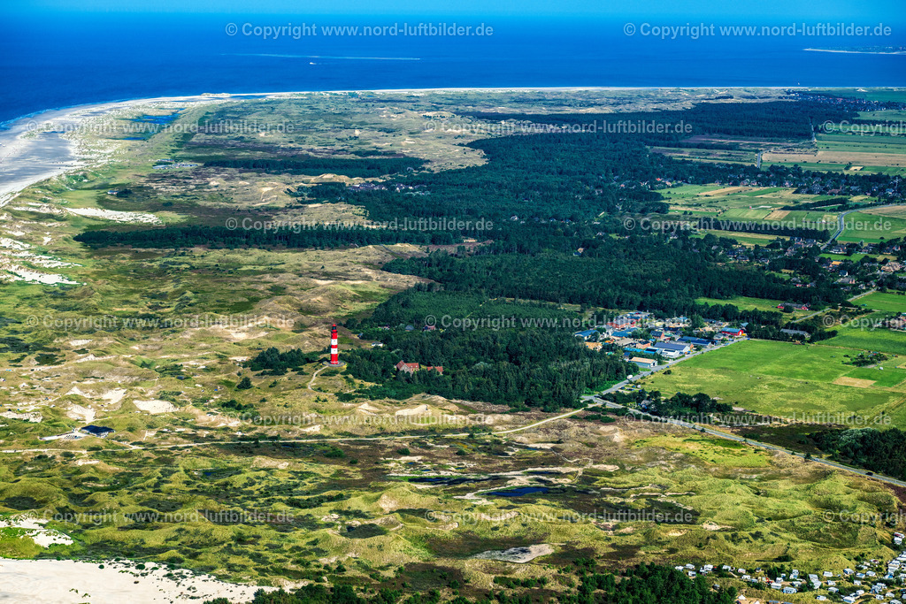 Amrum_Leuchtturm_ELS_7591280824 | NEBEL 28.08.2024 Leuchtturm als historisches Seefahrtzeichen " Amrum " in Nebel auf Amrum im Bundesland Schleswig-Holstein, Deutschland. // Lighthouse as a historic seafaring character " Amrum " in Nebel auf Amrum in the state Schleswig-Holstein, Germany. Foto: Martin Elsen