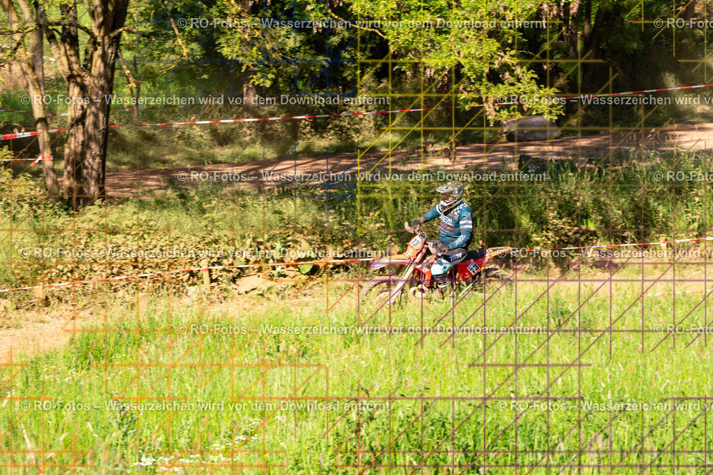 Wolfshausen 3 Lauf -1654 | Sportfotografie von RO-Fotos: Motorsport, Motocross, Enduro, Laufveranstaltungen und Triathlon. Professionelle Fotos von Sportlern und Events. - Realisiert mit Pictrs.com