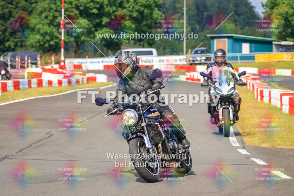 _DSK2284 | Hier findet Ihr Bilder von Touristenfahrten auf der Nürburgring Nordschleife oder von anderen Veranstaltungen die ich besucht habe. Viel Spass beim Durch Schauen 