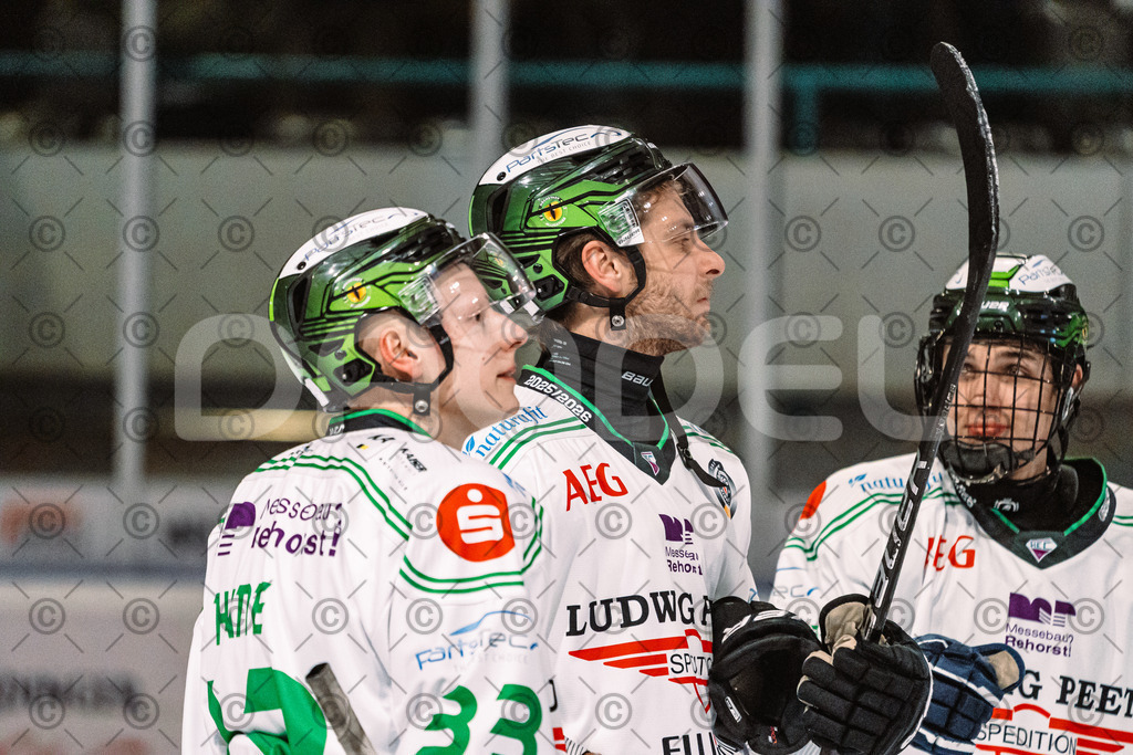 Erding_vs_Alligators_02_01_2026-85 | Höchstadt Alligators Fotogalerie: Eishockey-Action aus Franken. Professionelle Spielfotos, Portraits & Stadionbilder zum Download. Jetzt entdecken! - Realisiert mit Pictrs.com