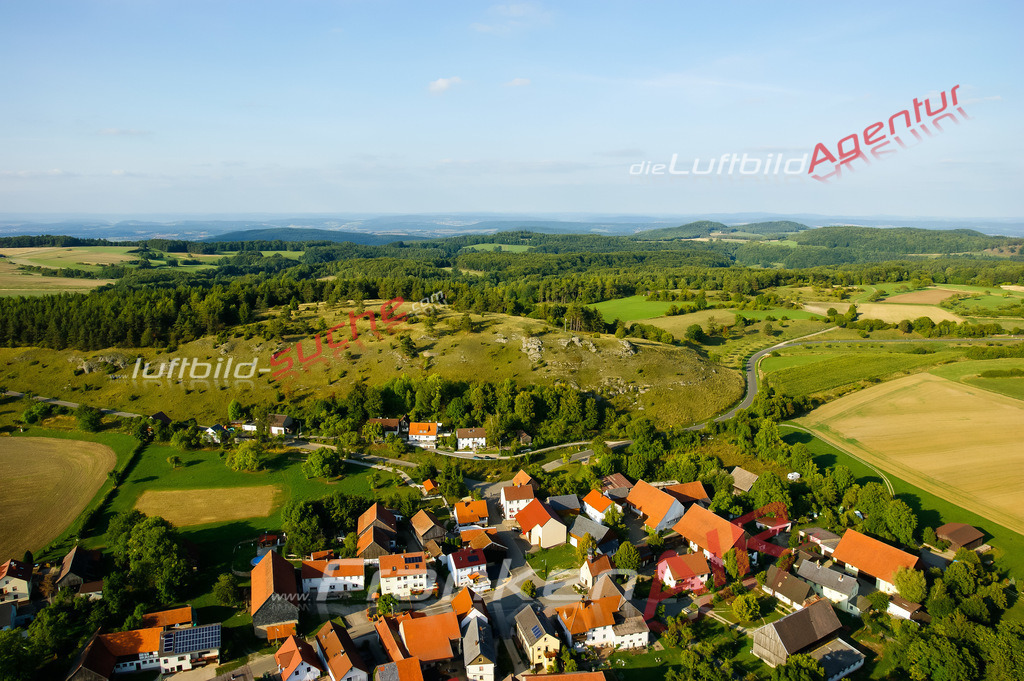 Luftbild von Koettel Lichtenfels - Luftaufnahme wurde 2008 von https://frankenair.de mittels Flugzeug (keine Drohne) erstellt - die Geschenkidee