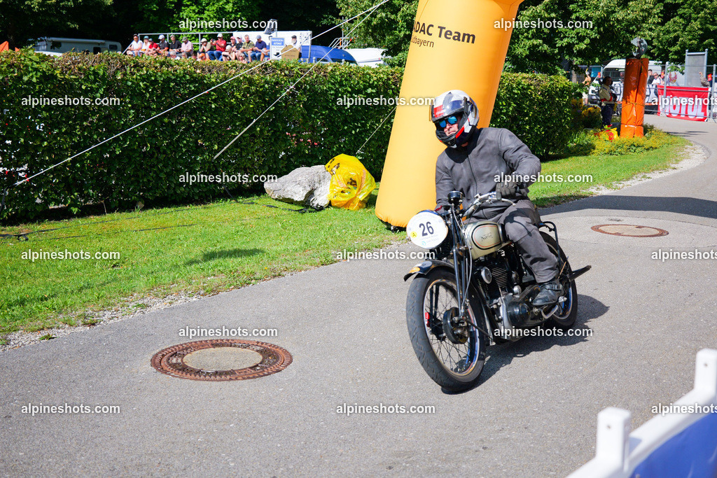 P1025920 | Erleben Sie atemberaubende, hochqualitative Fotos Ihrer Fahrt entlang der malerischen Alpenstraßen. Besuchen Sie alpineshots.com, um professionelle Aufnahmen Ihrer unvergesslichen Reise zu finden und zu kaufen - Realisiert mit Pictrs.com