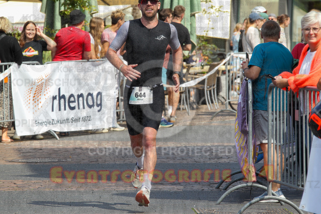 250824_1433_EV4_1915 | Sportfotografie im Rhein-Sieg Kreis, Köln, Bonn, NRW, Rheinland Pfalz, Hessen, etc. Unser Tätigkeitsfeld umfasst den Laufsport vom Volkslauf über den Marathon, Duathlon, Triathon bis zum Ultralauf wie Kölnpfad Ultra oder Schindertrail.